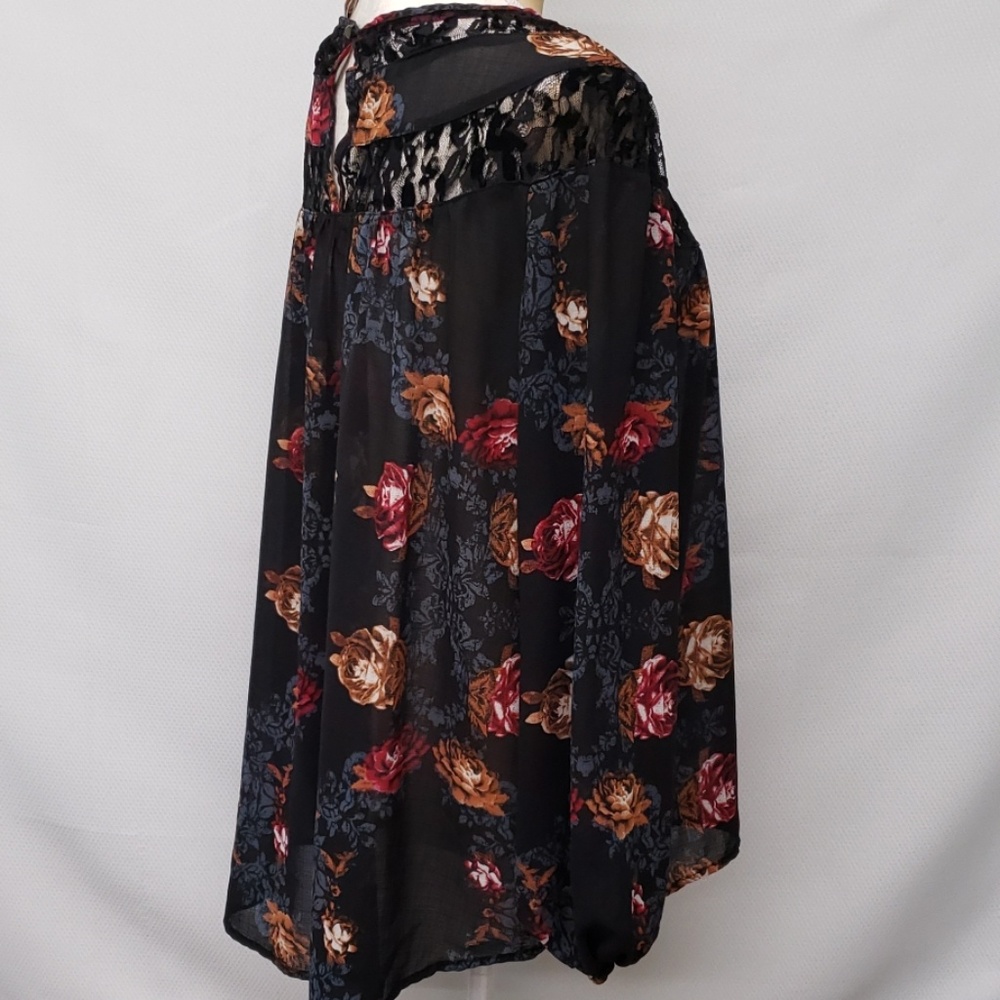 Knox Rose Blouse - Picture 4 of 6